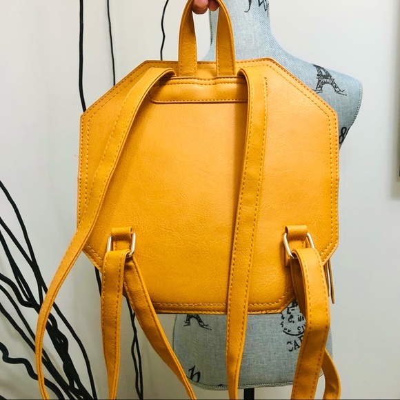 ❌Under One Sky Backpack - Picture 6 of 7